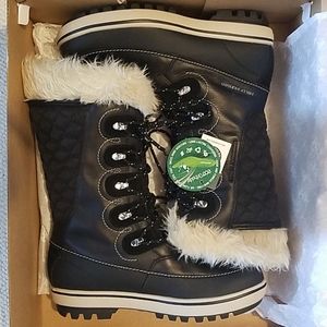 Helly Hansen Garibaldi new with tags